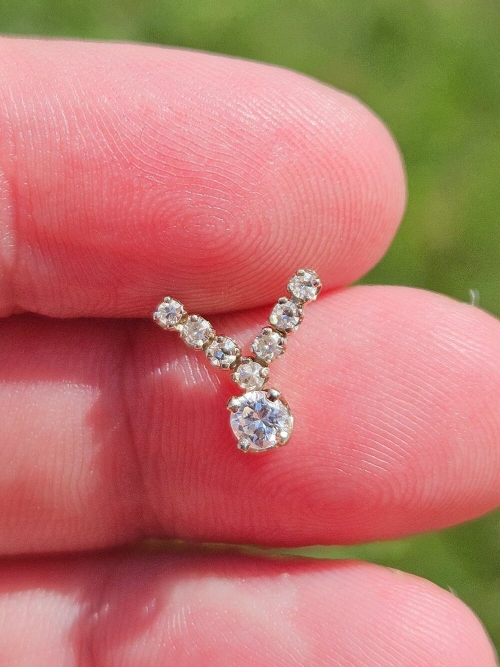 10K Yellow Gold Diamond Y Shaped Ribbon Pendant Charm 